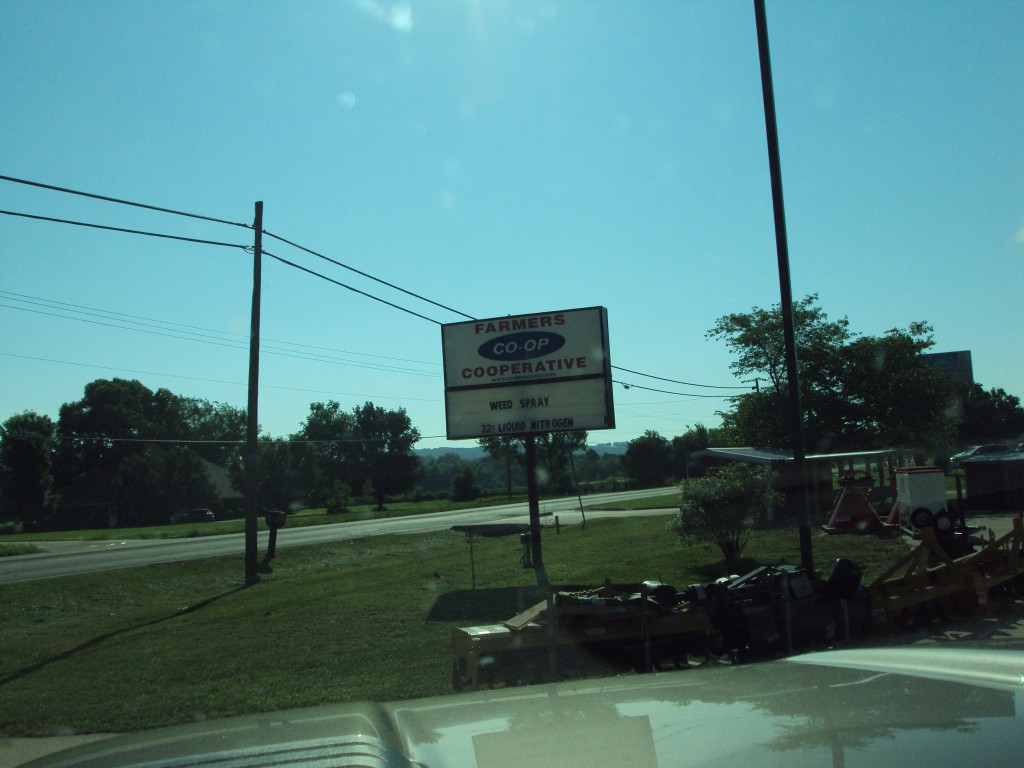 Elkins Feed Store Farmers Coop & Noah’s Pet & Wild Bird