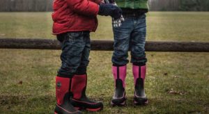 kids muck boots