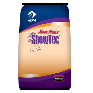 MoorMan’s ShowTec Showts. Blue and orange feed bag. For show animals.