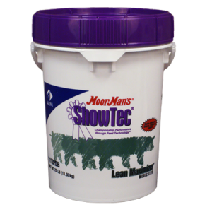 ADM Moormans ShowTec Lean Maximizer. White plastic pail with blue lid.